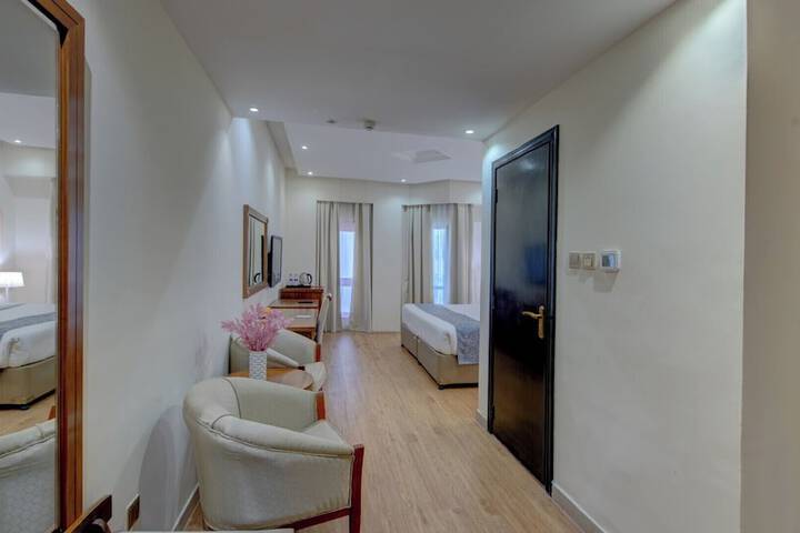 Room 15 of 36