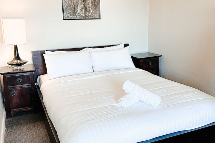 Room 8 of 22