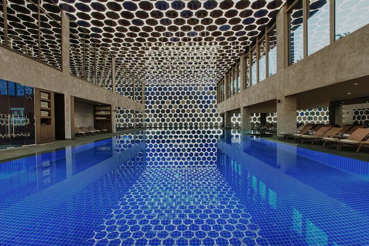 Pool 137 of 317