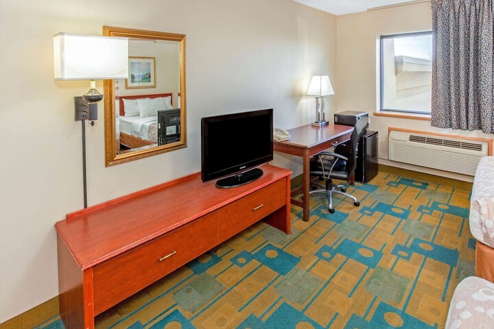 2 Double Beds Deluxe Room (8 of 11)