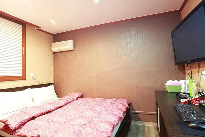 Juan W Motel