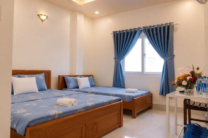 Room 7 of 20