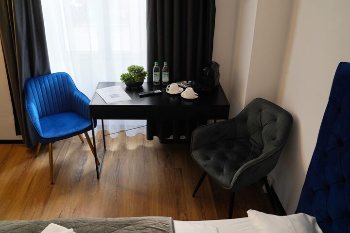 Room 17 of 26