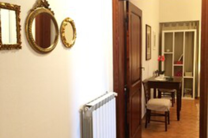 Room 11 of 53