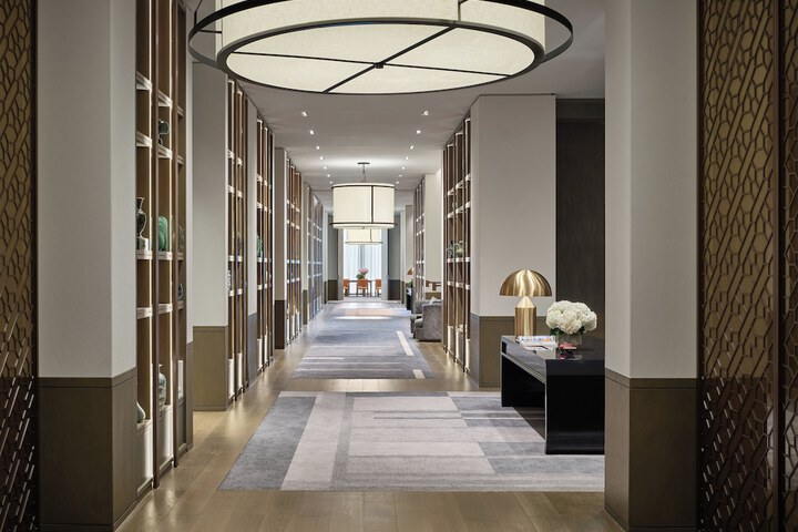Ballroom/Hall 118 of 154