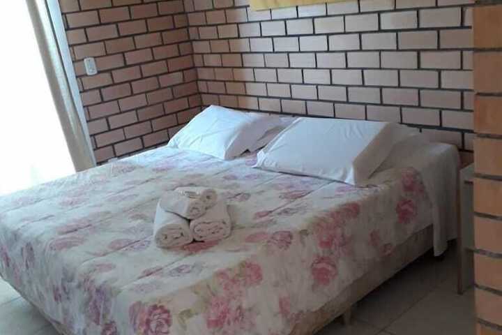 Room 4 of 36