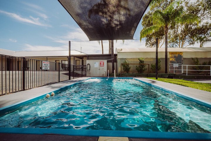 Pool 33 of 43