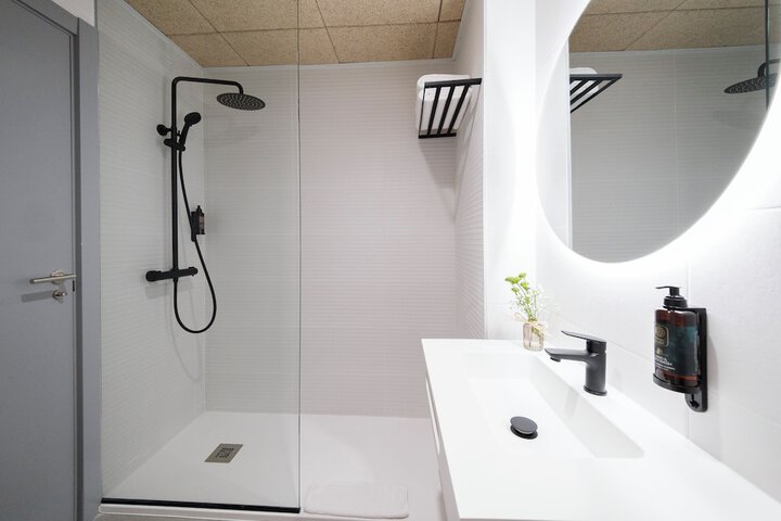 Bath Interior