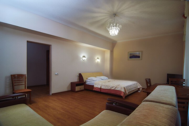 Room 29 of 115