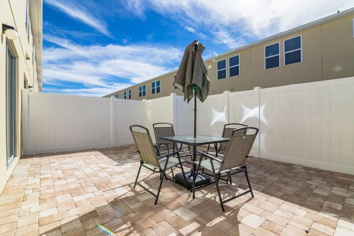 Terrace/Patio 19 of 45