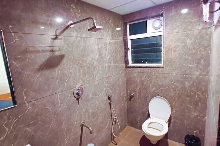 Room 14 of 17