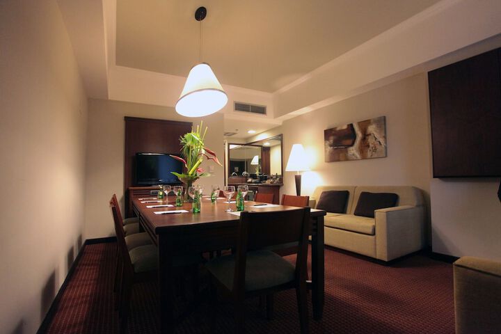Room 42 of 91