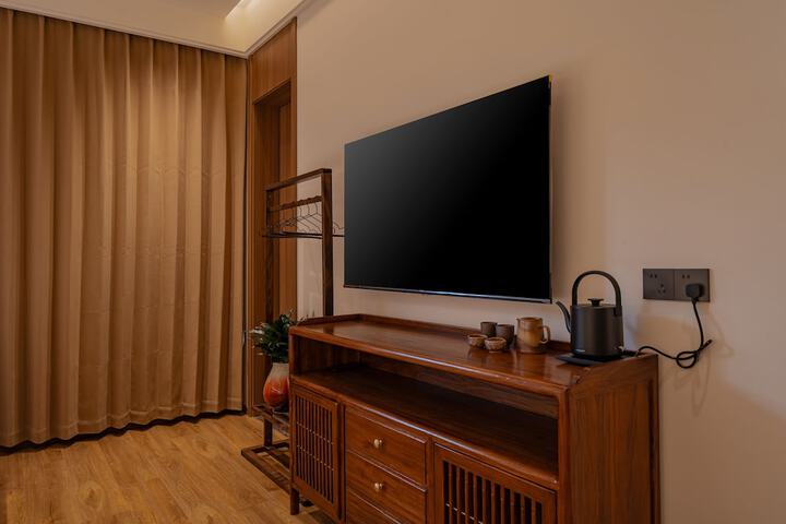 Room 22 of 80