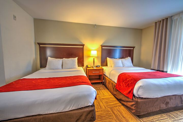 Suite 2 Queen Beds (8 of 27)