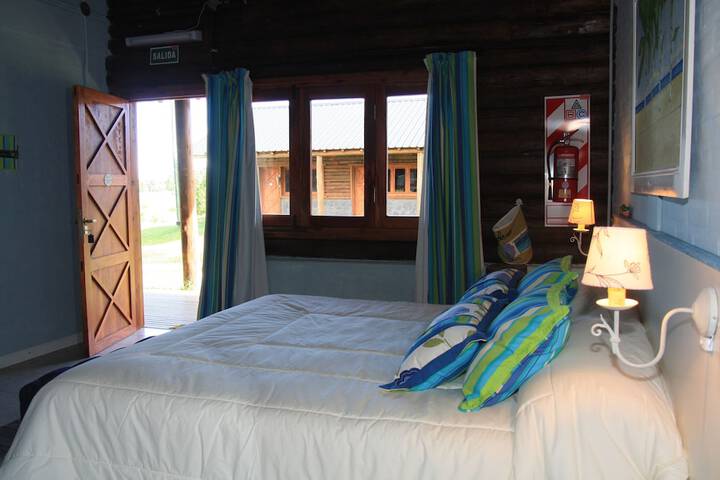 Room 10 of 30