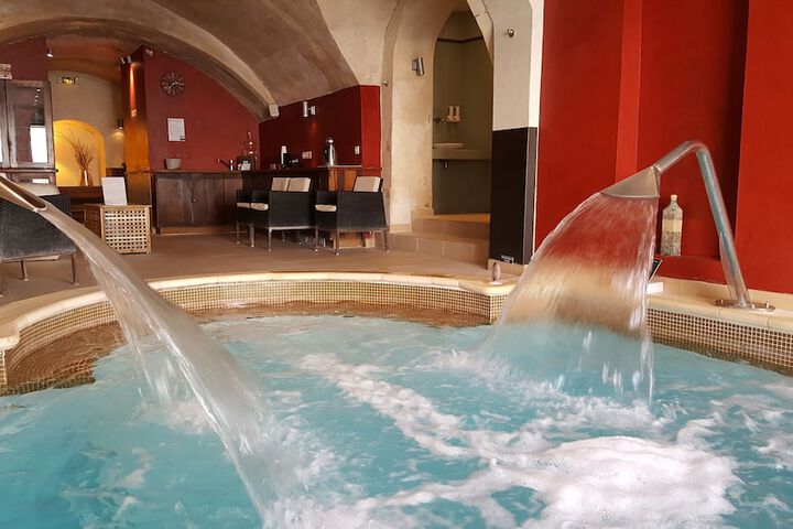 Relaxing Spa