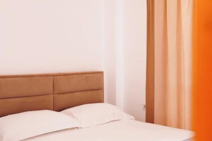 Room 15 of 58