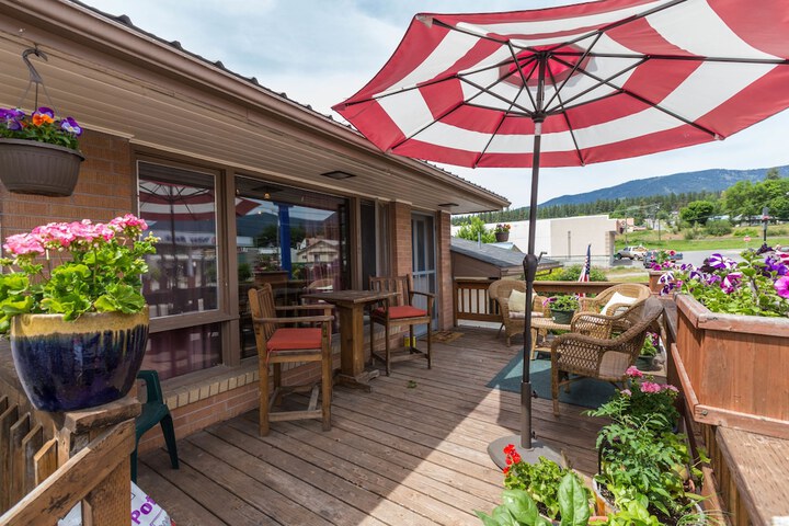 Terrace/Patio 25 of 54