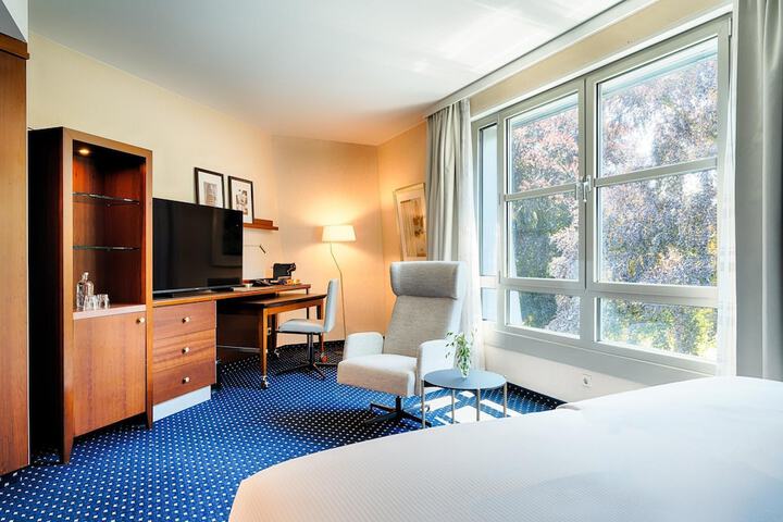 Room 74 of 116