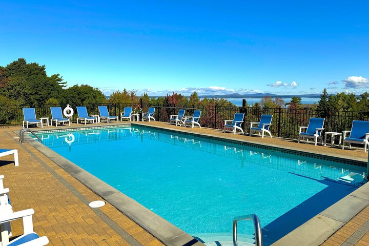 Pool 72 of 111