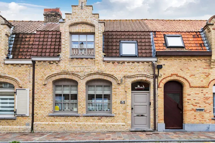 Spacious Holiday Home in Nieuwpoort With Garden