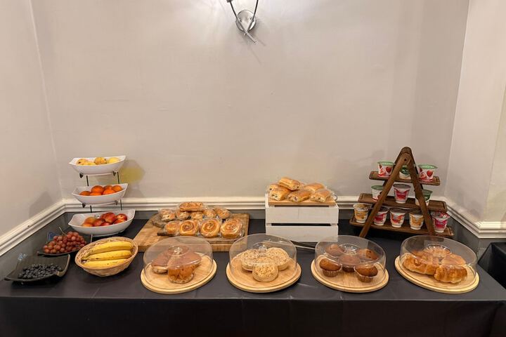 Breakfast/Coffee Service 50 of 68