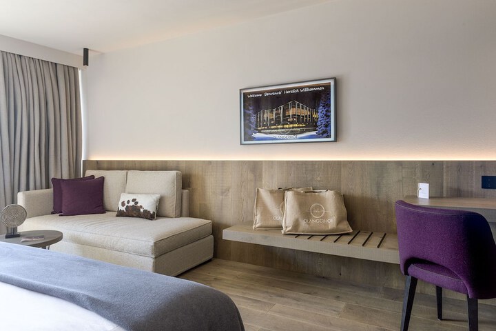 Room 32 of 105
