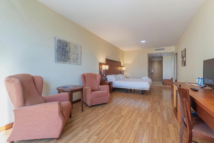 Room 10 of 69