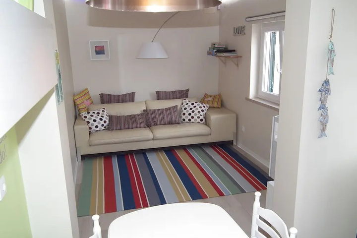 Room 4 of 14