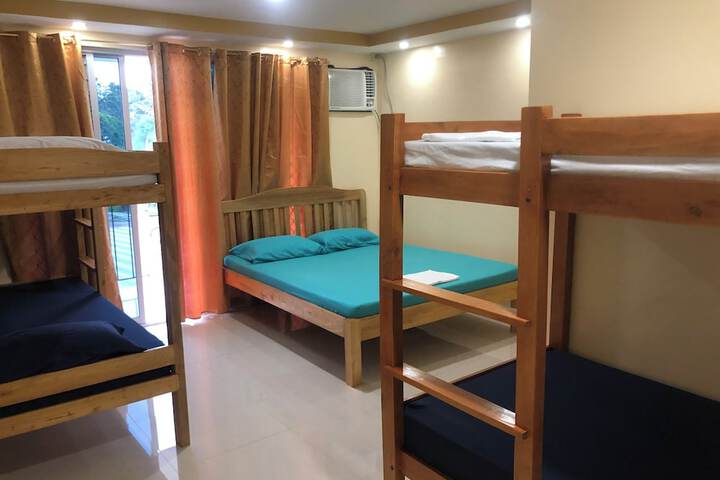 Room 5 of 23