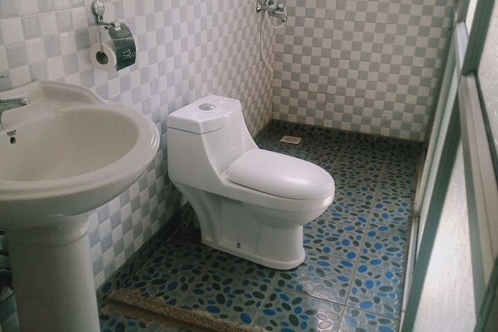 Room 15 of 26