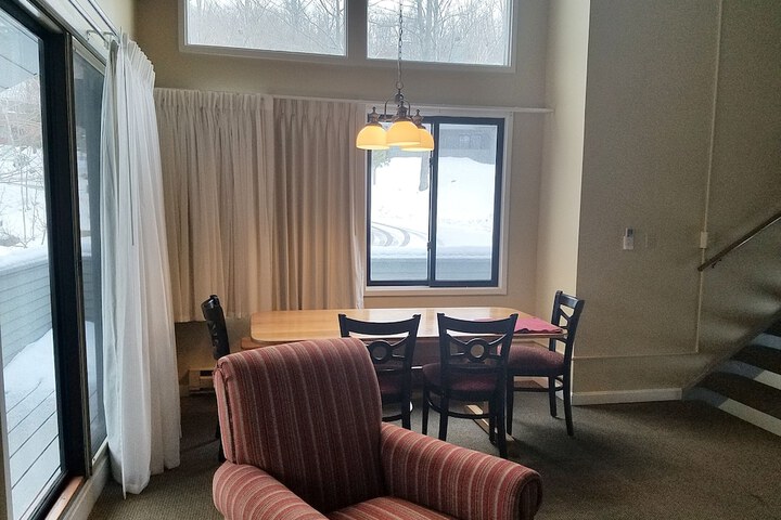 Room 7 of 86