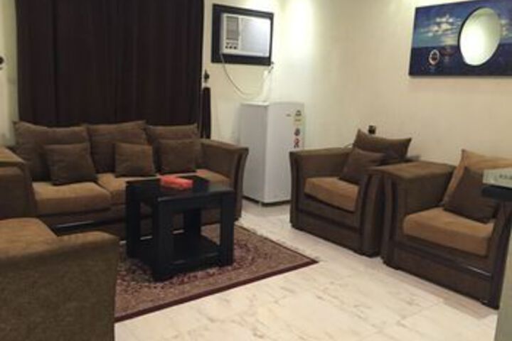 Room 11 of 29