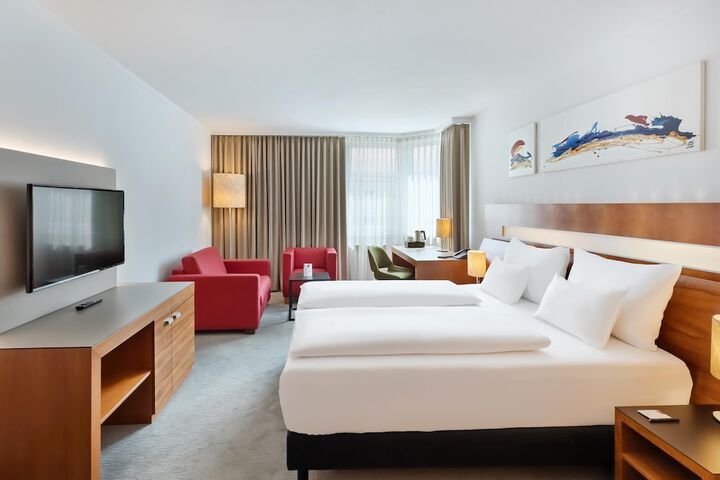 Room 21 of 106