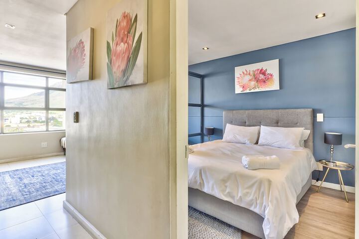 Room 4 of 27