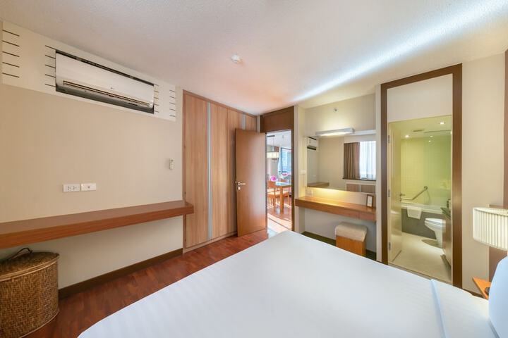 Room 16 of 119