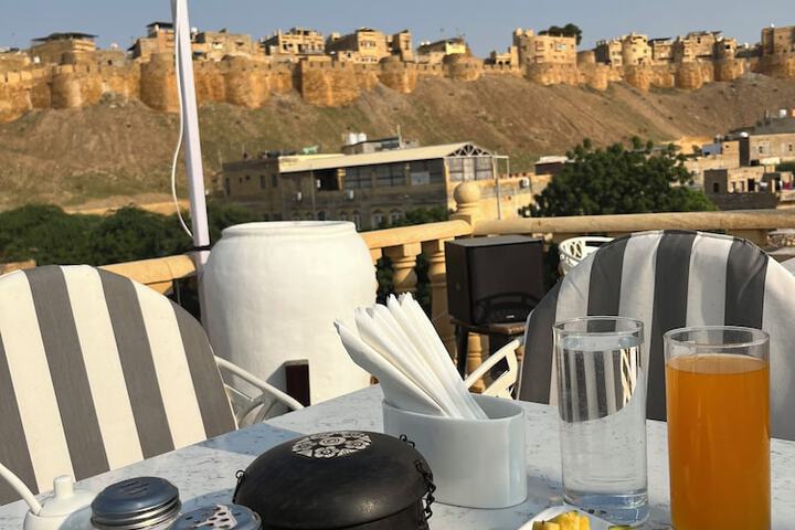 Breakfast/Coffee Service 41 of 47