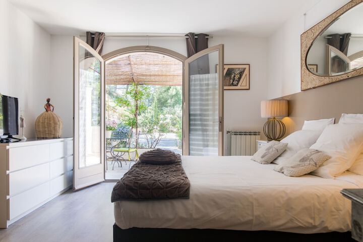 Room 10 of 70