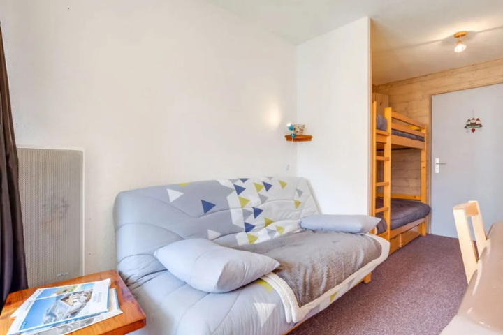Room 2 of 12