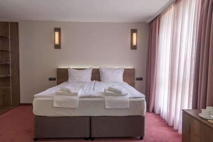 Room 21 of 50
