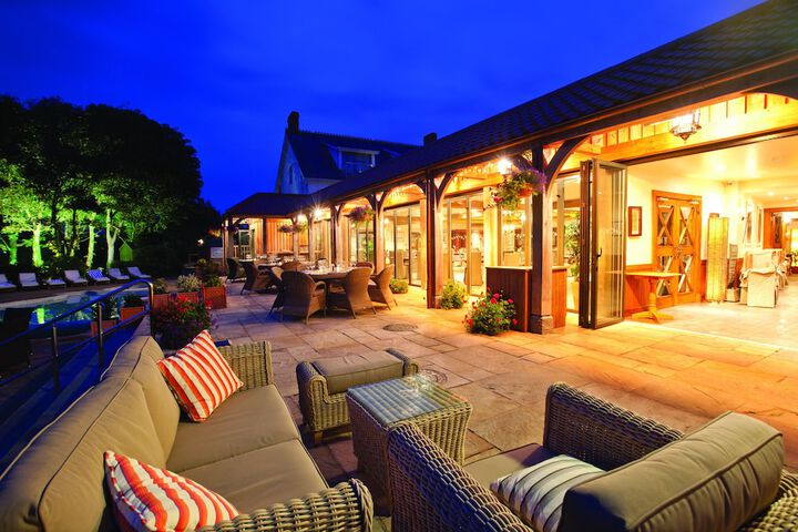 Terrace/Patio 43 of 45