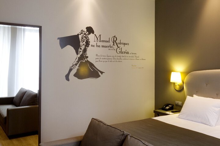 Room 30 of 59