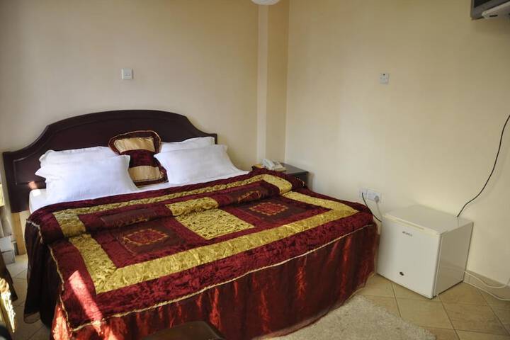 Room 22 of 49