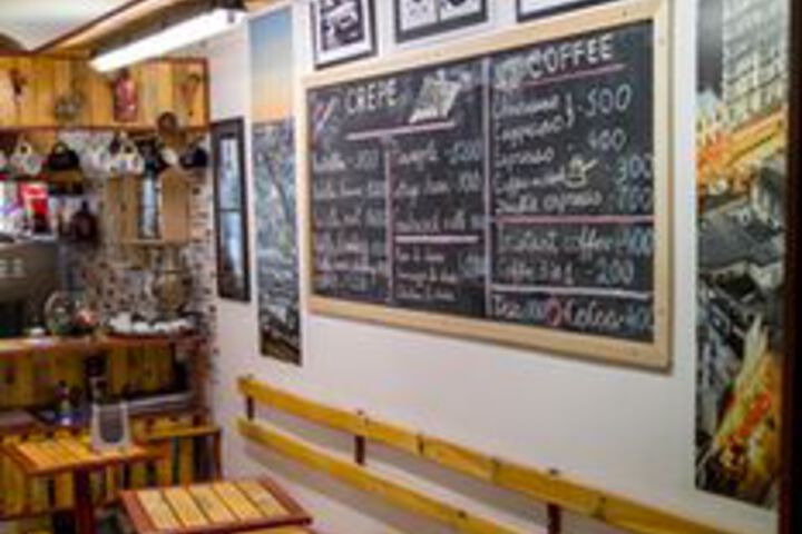 Breakfast/Coffee Service 10 of 32
