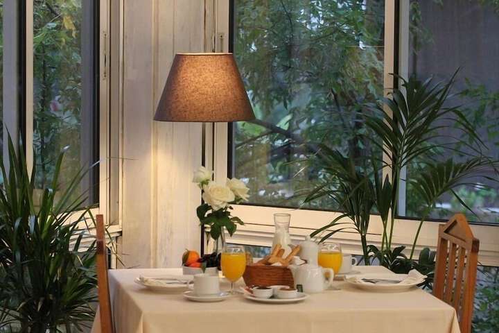 Breakfast area
