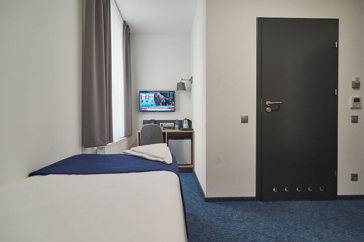 Room 22 of 79