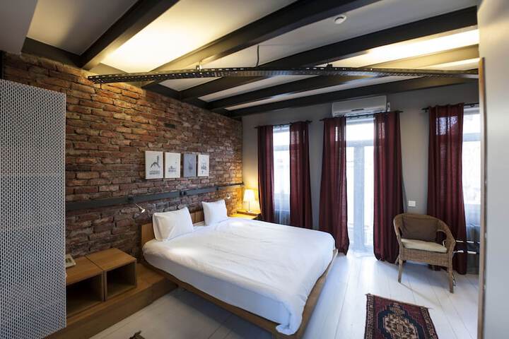 Room 20 of 73