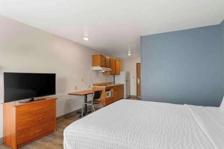 Room 5 of 14