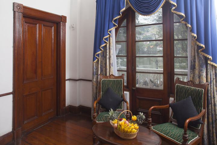 Room 41 of 65