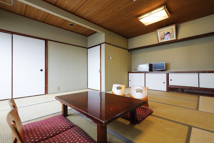 Room 22 of 52